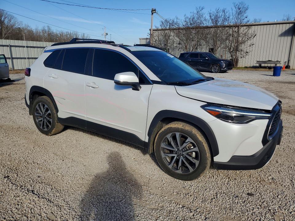 Photo 4 from auction – 2023 TOYOTA COROLLA CROSS with VIN 7MUDAAAG6PV043092
