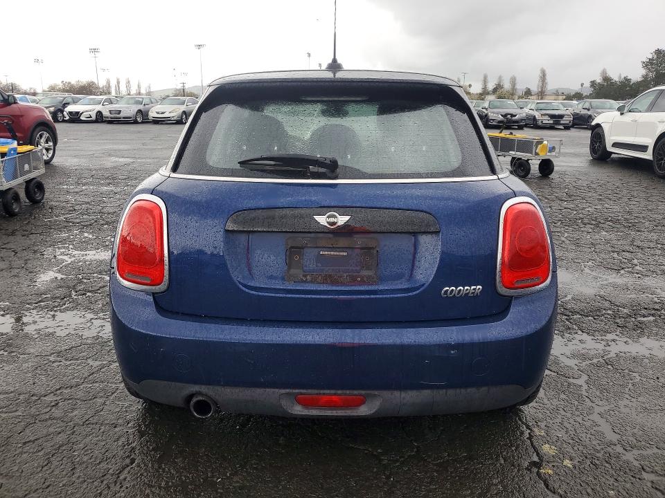 Photo 6 from auction – 2017 MINI COOPER with VIN WMWXU1C3XH2E19262