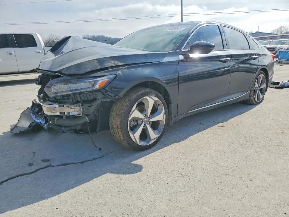 Photo 1 from auction – 2018 HONDA ACCORD with VIN 1HGCV2F92JA018447