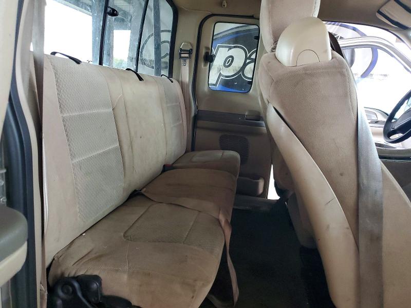 Photo 10 from auction – 2002 FORD F250 with VIN 1FTNX20F12EB27038
