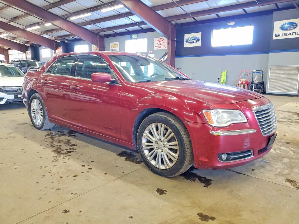 Photo 4 from auction – 2013 CHRYSLER 300 with VIN 2C3CCARG2DH581162