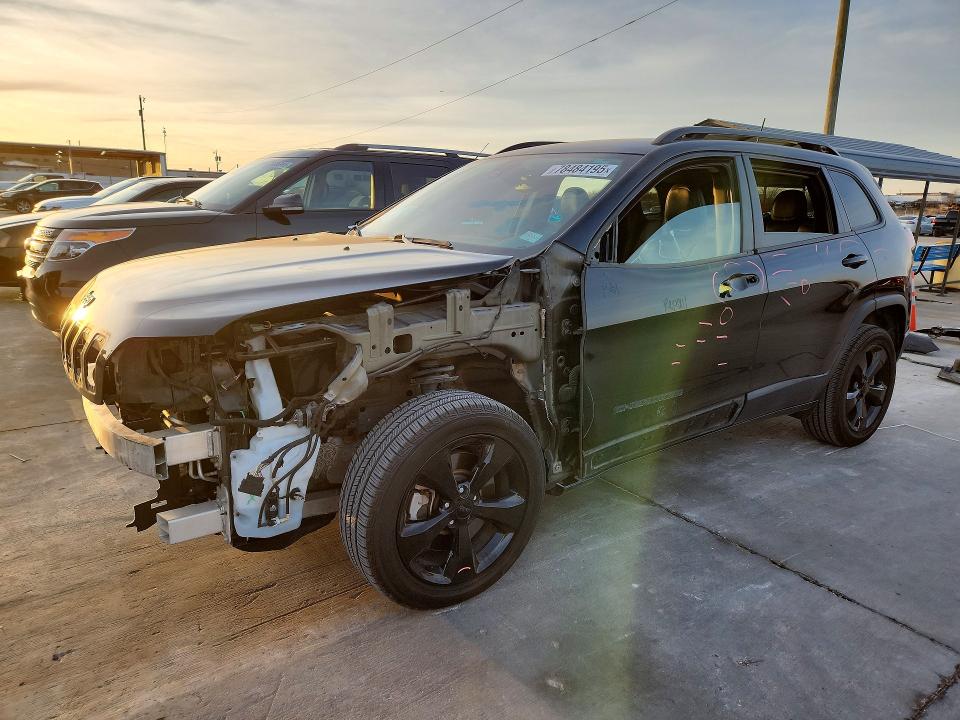 JEEP CHEROKEE 2019 with VIN 1C4PJLLB6KD411876 - Photo from auction