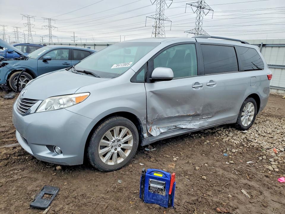 TOYOTA SIENNA 2016 with VIN 5TDDK3DC1GS131592 - Photo from auction