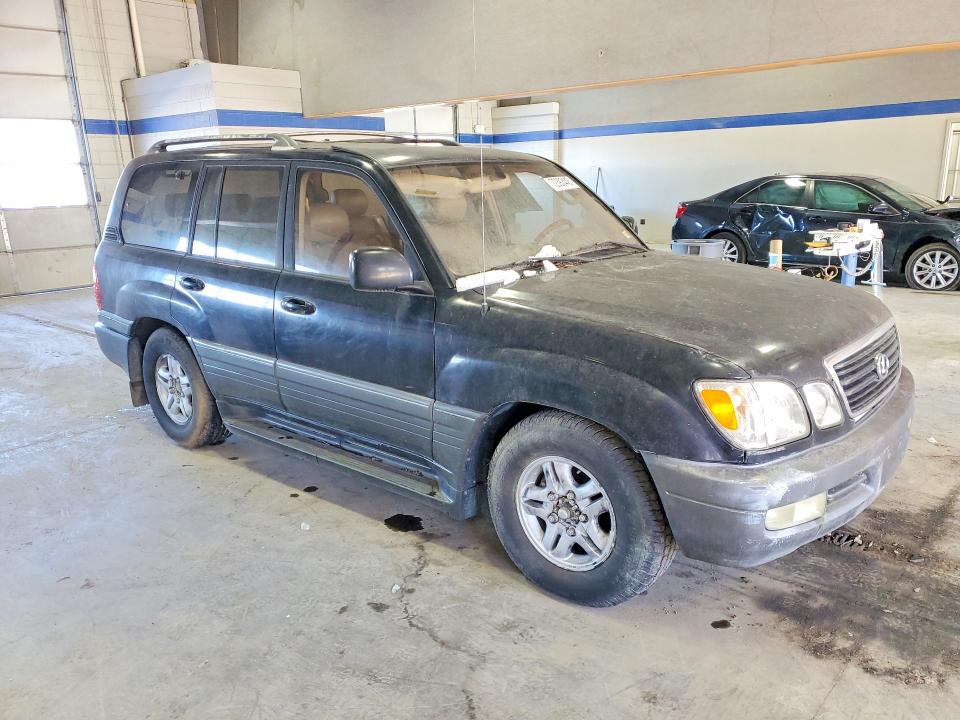 Zdjęcie 4 z aukcji – 2001 LEXUS LX 470 z VIN JTJHT00W113507422