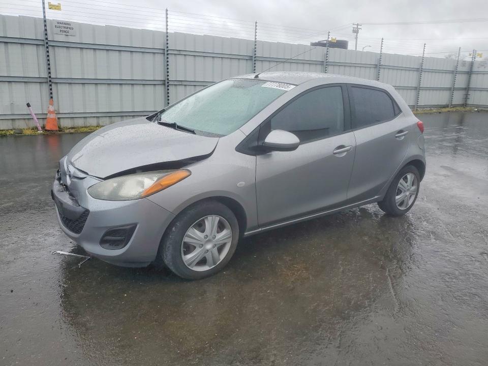 MAZDA MAZDA2 2014 with VIN JM1DE1KY5E0179316 - Photo from auction