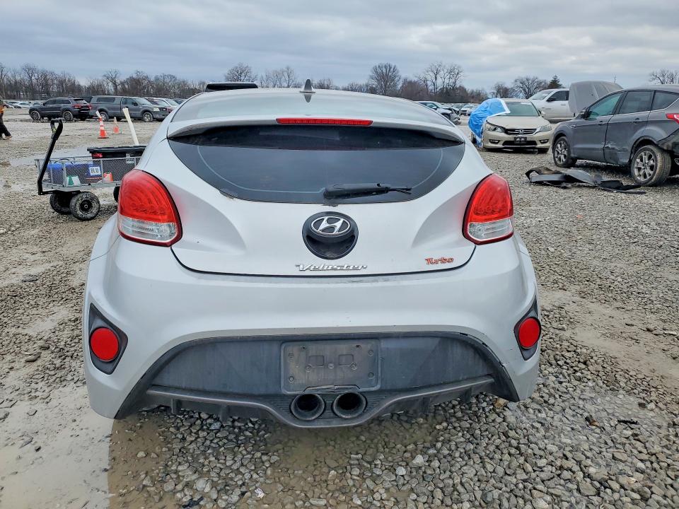 Photo 6 from auction – 2013 HYUNDAI VELOSTER with VIN KMHTC6AE6DU171086