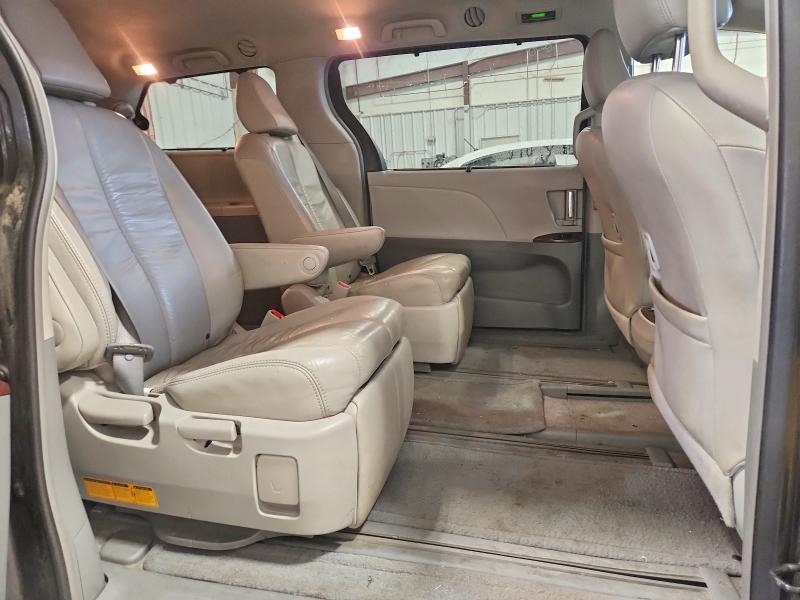 Photo 11 from auction – 2011 TOYOTA SIENNA with VIN 5TDDK3DC7BS022546