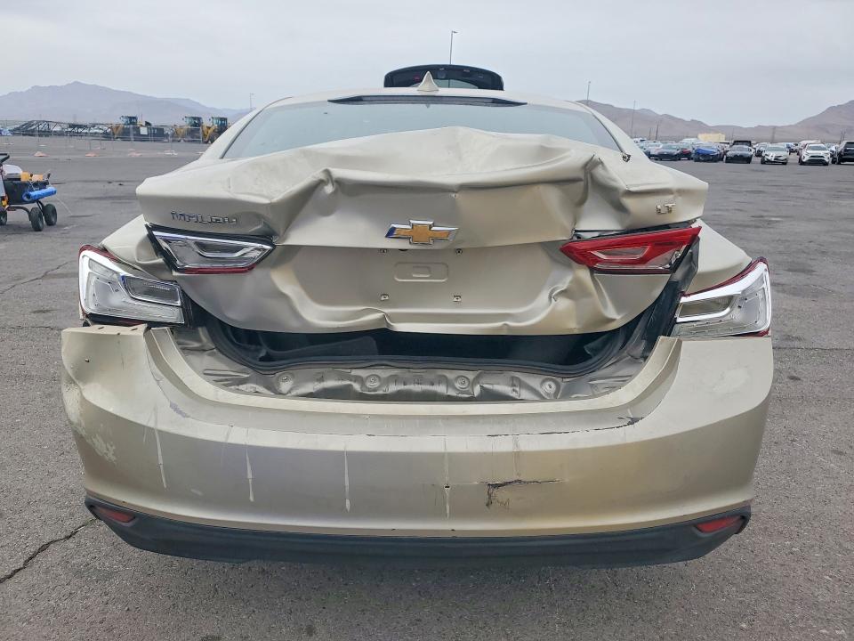 Photo 6 from auction – 2016 CHEVROLET MALIBU LT with VIN 1G1ZE5ST2GF283899