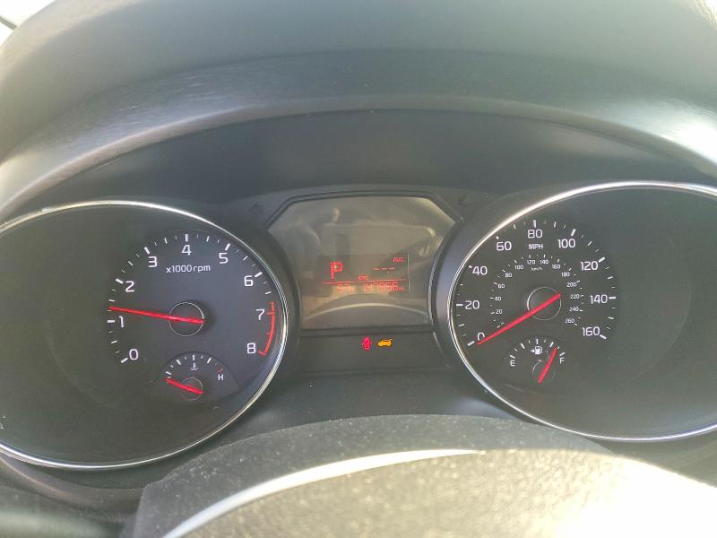 Photo 9 from auction – 2017 KIA SEDONA with VIN KNDMB5C10H6231602