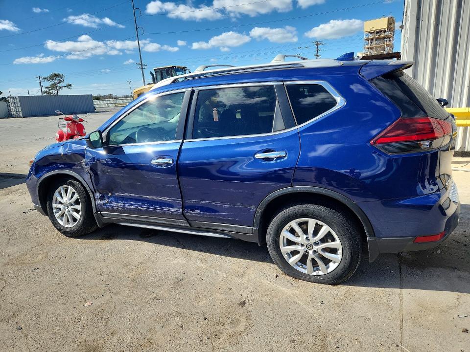 Photo 2 from auction – 2020 NISSAN ROGUE with VIN 5N1AT2MT3LC724100