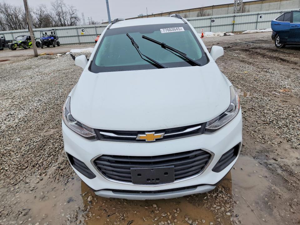 Photo 5 from auction – 2020 CHEVROLET TRAX with VIN KL7CJLSB8LB025518