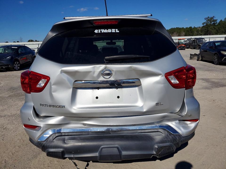 Photo 6 from auction – 2017 NISSAN PATHFINDER with VIN 5N1DR2MN1HC603599