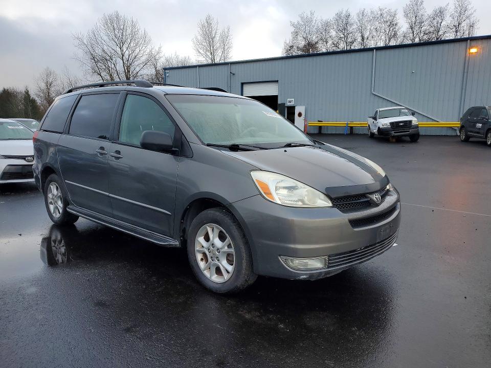 Photo 4 from auction – 2004 TOYOTA SIENNA XLE with VIN 5TDBA22C84S010366