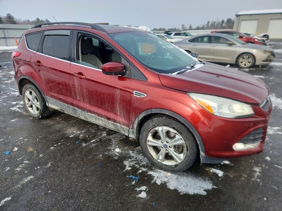 Photo 4 from auction – 2014 FORD ESCAPE SE with VIN 1FMCU9G97EUB37359