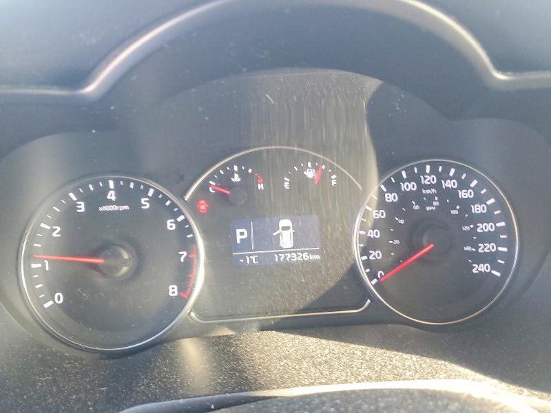 صورة رقم 9 من المزاد - 2015 KIA RONDO مع VIN KNAHT8A33F7093966