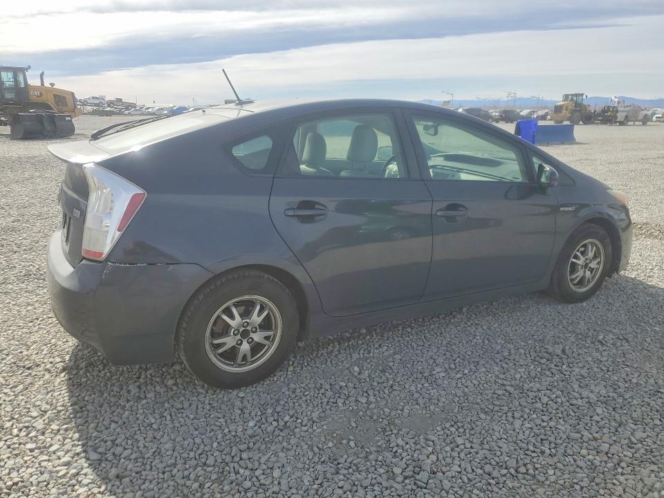 Photo 3 from auction – 2011 TOYOTA PRIUS with VIN JTDKN3DU8B1371882