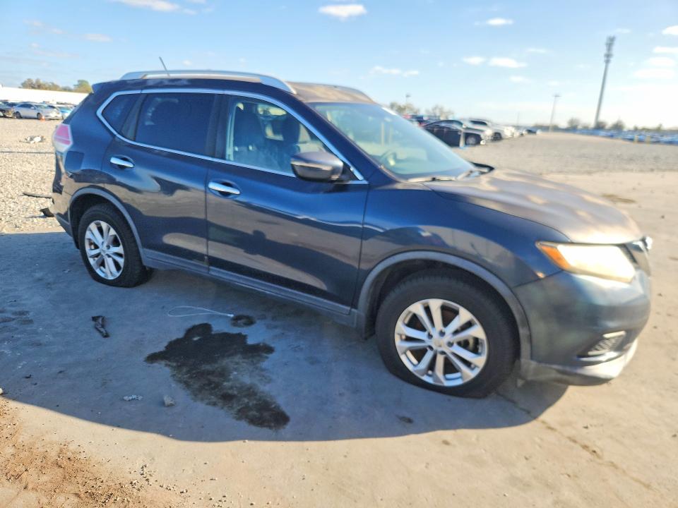 Photo 4 from auction – 2015 NISSAN ROGUE S with VIN KNMAT2MT6FP552873