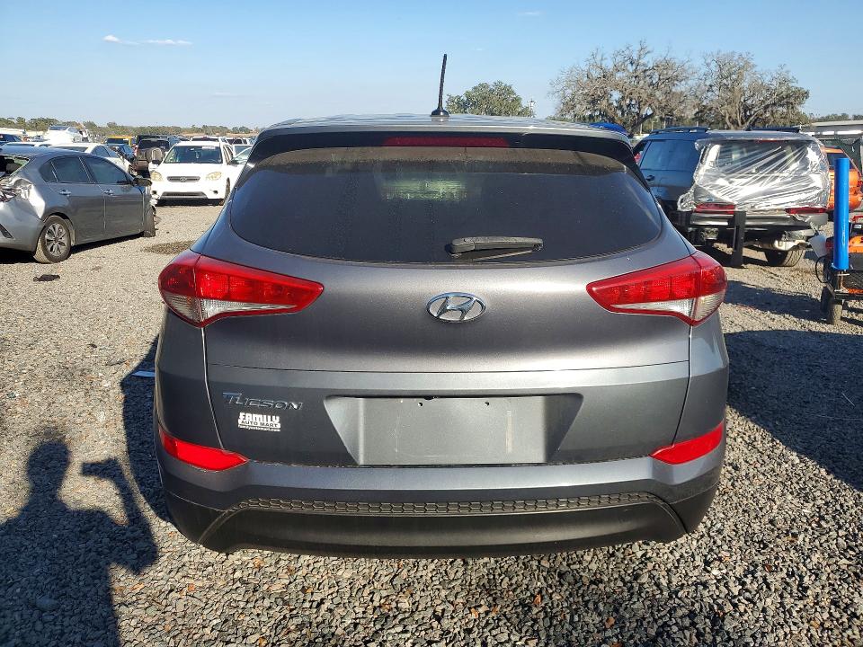 Photo 6 from auction – 2017 HYUNDAI TUCSON with VIN KM8J23A4XHU341245