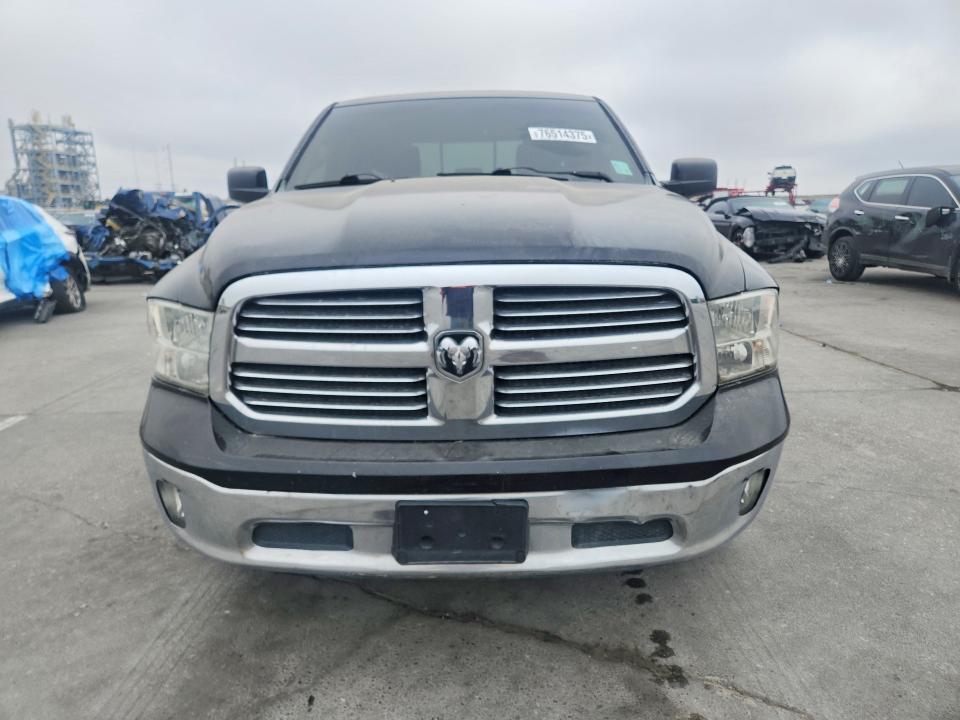 Photo 5 from auction – 2014 RAM 1500 SLT with VIN 1C6RR6GT1ES478138