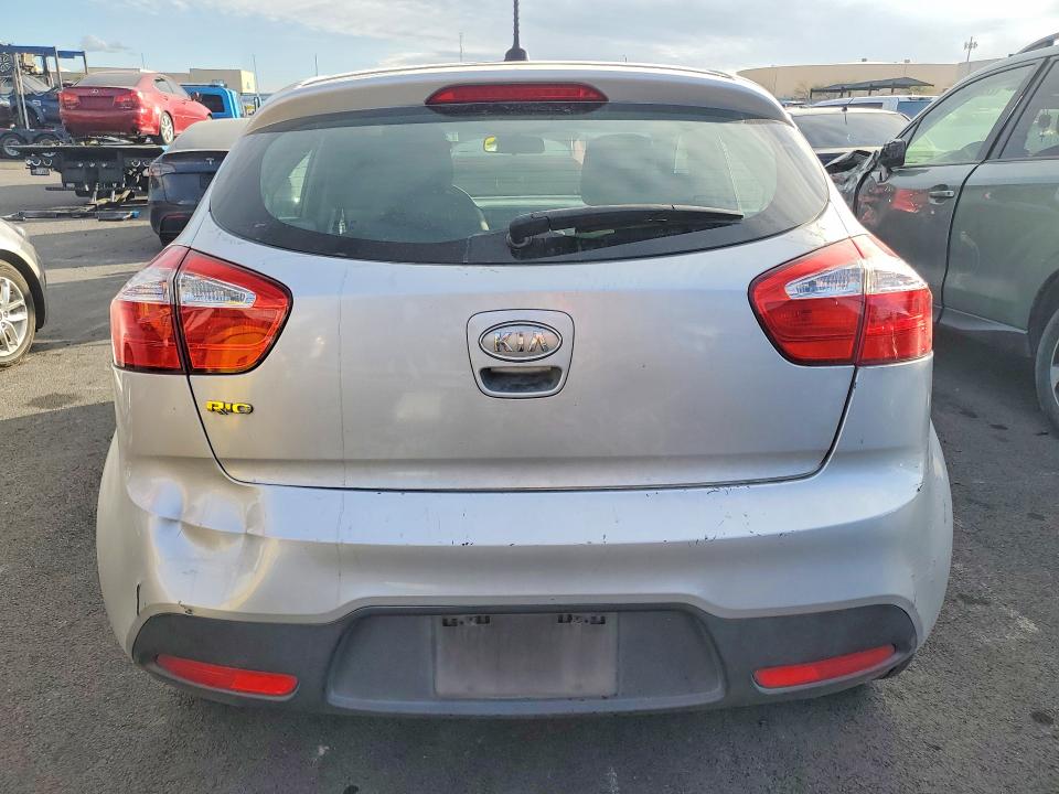 Photo 6 from auction – 2012 KIA RIO with VIN KNADM5A34C6013652