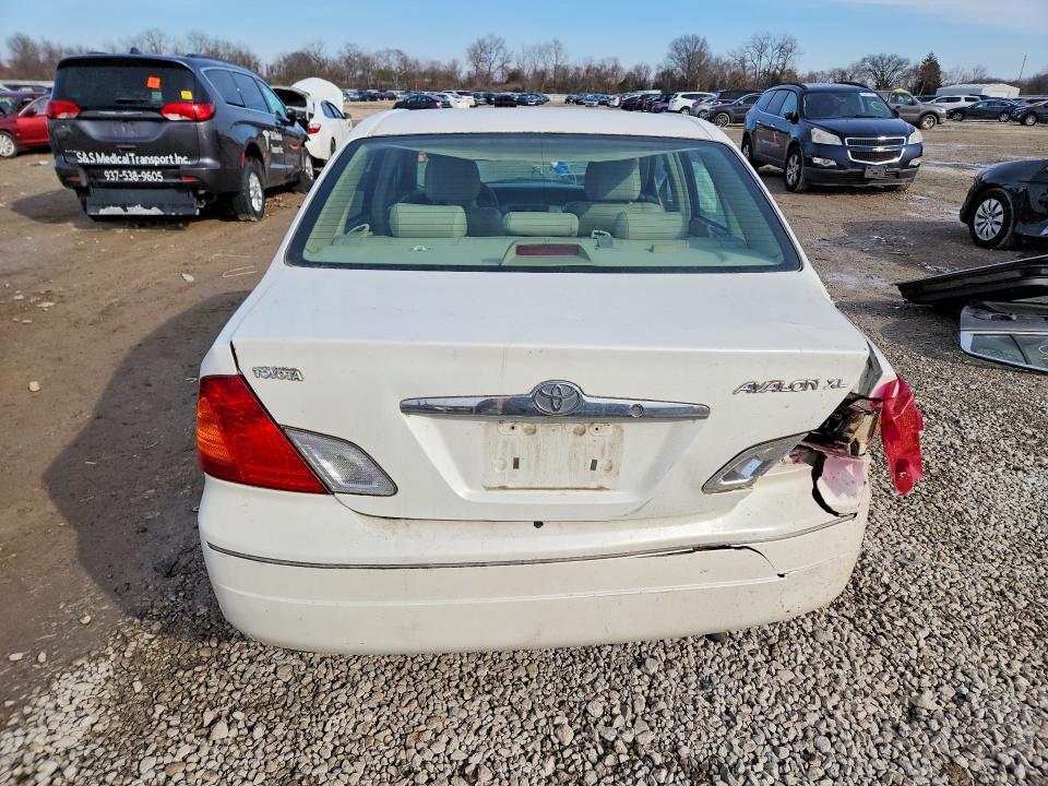 Photo 6 from auction – 2001 TOYOTA AVALON with VIN 4T1BF28B31U187975