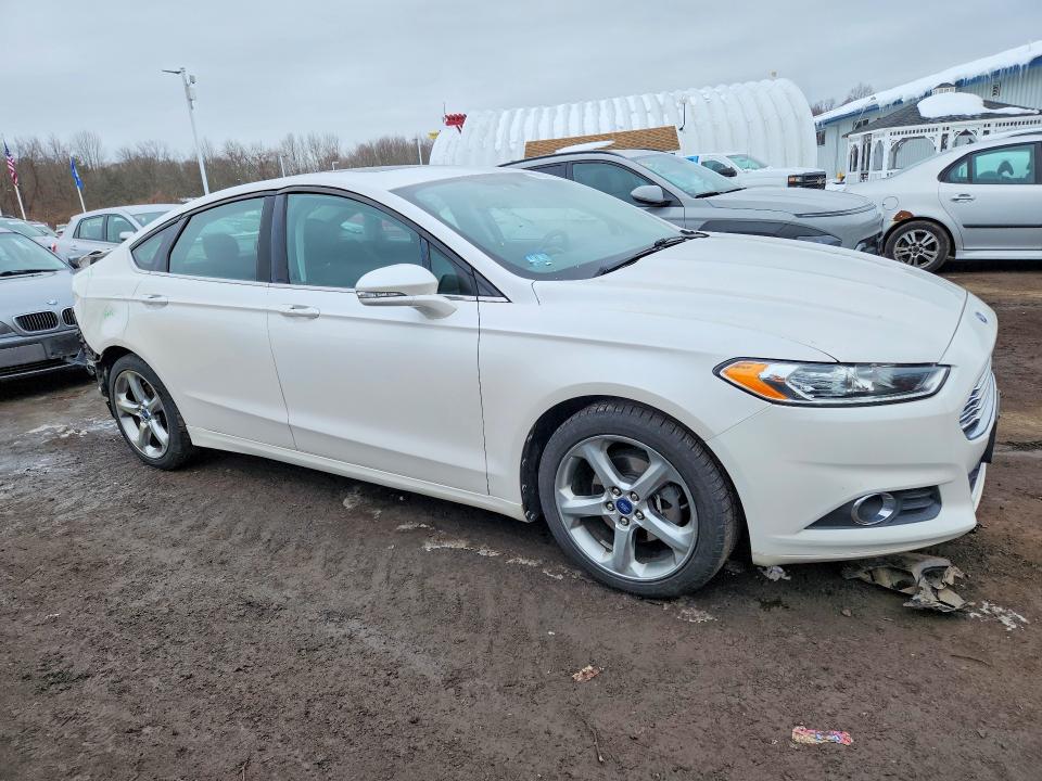 Фото 4 с аукциона – 2014 FORD FUSION с VIN 3FA6P0HD4ER105697