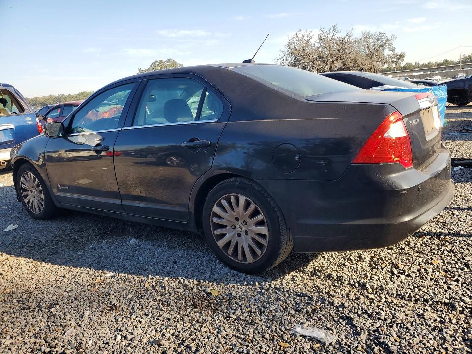 Photo 2 from auction – 2011 FORD FUSION HYB with VIN 3FADP0L31BR250410