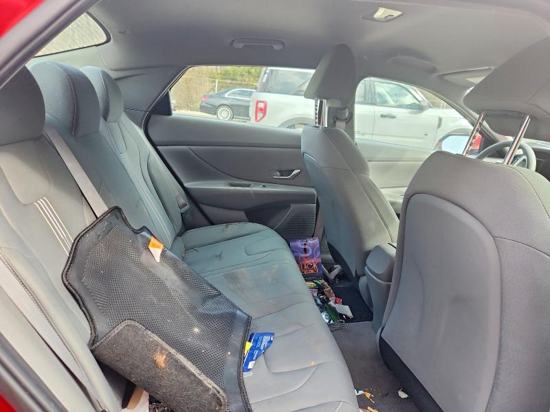 Photo 10 from auction – 2023 HYUNDAI ELANTRA with VIN KMHLM4AG2PU433385