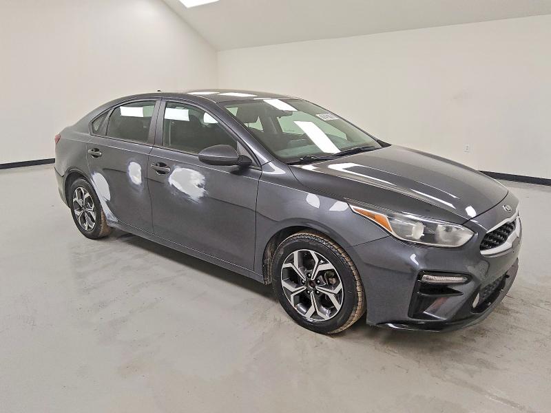 Photo 4 from auction – 2021 KIA FORTE with VIN 3KPF24AD1ME352871
