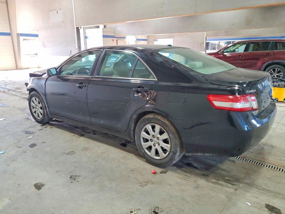 Photo 2 from auction – 2010 TOYOTA CAMRY BASE with VIN 4T1BF3EK7AU014034