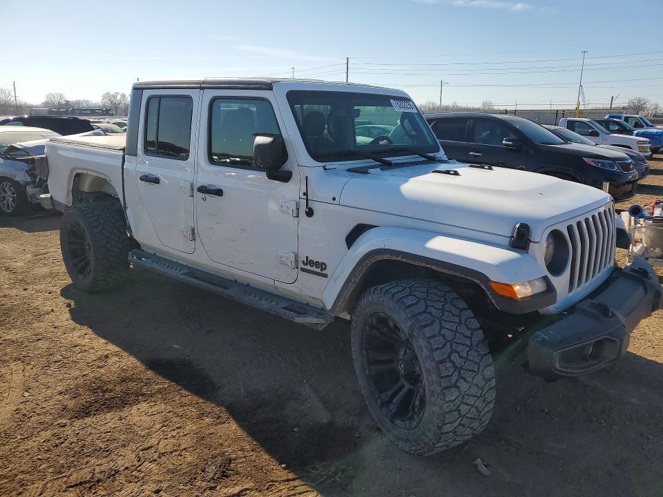 Photo 4 from auction – 2021 JEEP GLADIATOR with VIN 1C6HJTAG9ML533117