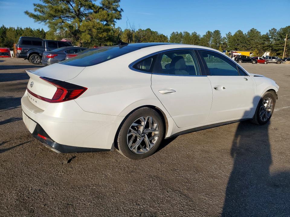 Photo 3 from auction – 2021 HYUNDAI SONATA with VIN 5NPEF4JA8MH099310