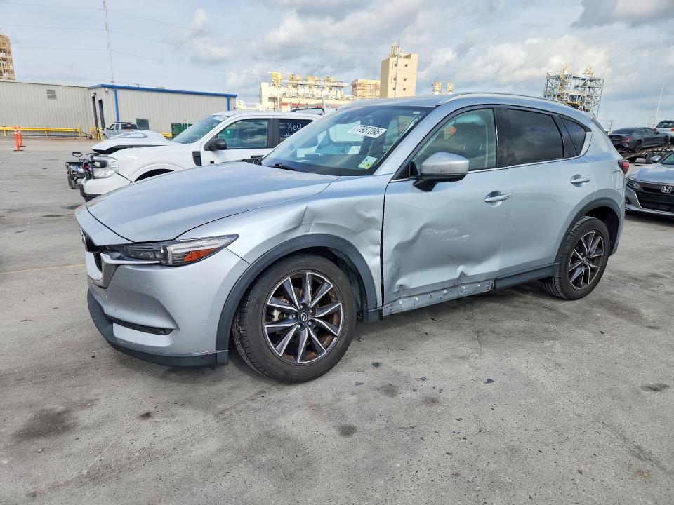 MAZDA CX-5 2017 с VIN JM3KFADL7H0216139 - Фото с аукциона