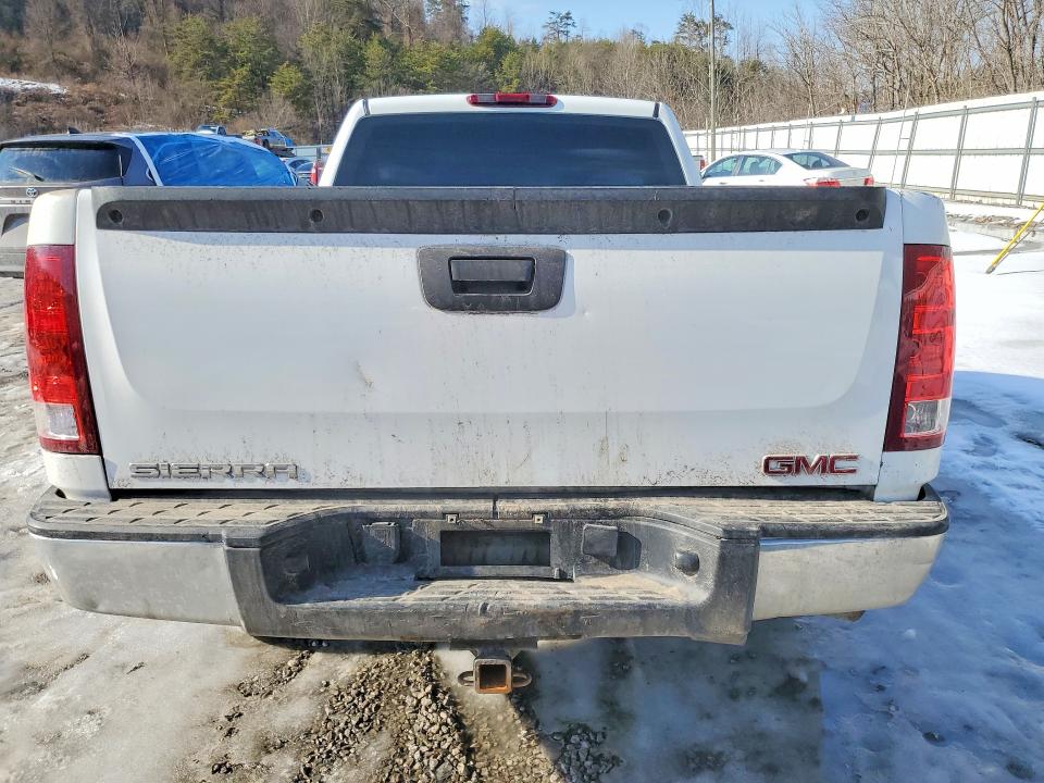Photo 6 from auction – 2010 GMC SIERRA with VIN 1GTPCTEX5AZ282582