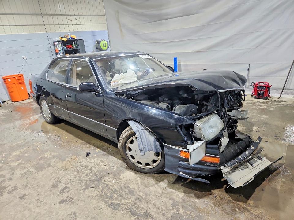 Photo 4 from auction – 1995 LEXUS LS with VIN JT8UF22E1S0002569