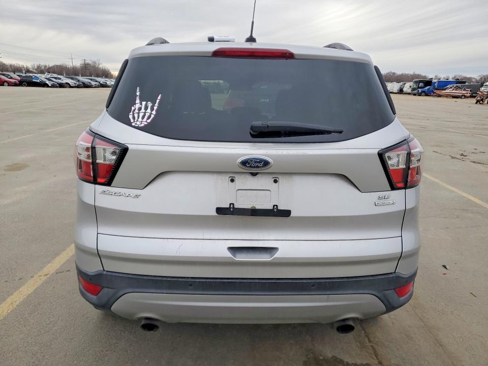 Photo 6 from auction – 2018 FORD ESCAPE with VIN 1FMCU0GD8JUB16210