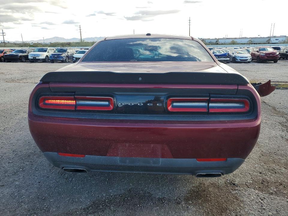 Photo 6 from auction – 2018 DODGE CHALLENGER with VIN 2C3CDZAG7JH143370