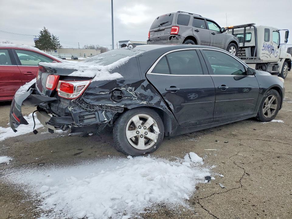 Photo 3 from auction – 2014 CHEVROLET MALIBU LS with VIN 1G11B5SL3EF277872