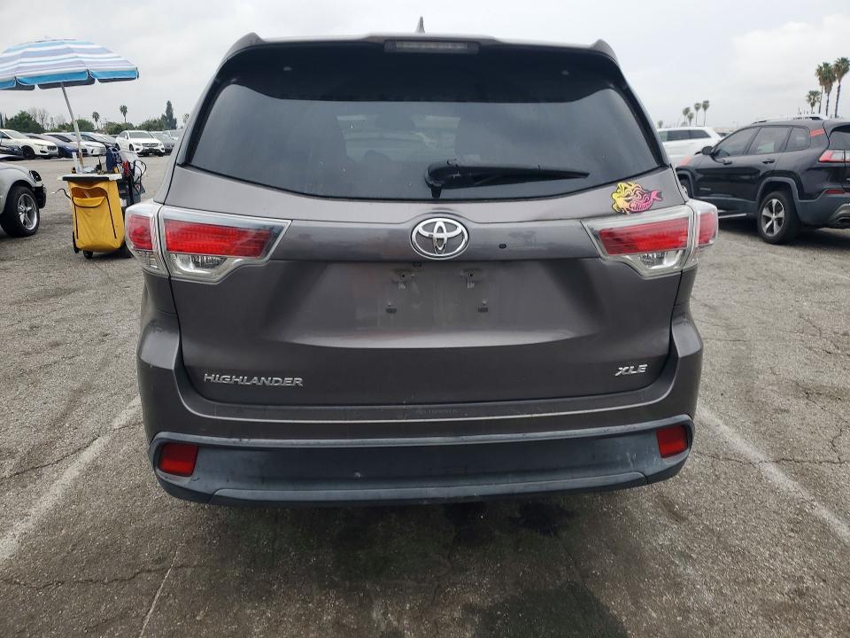 Photo 6 from auction – 2015 TOYOTA HIGHLANDER with VIN 5TDKKRFH0FS097825