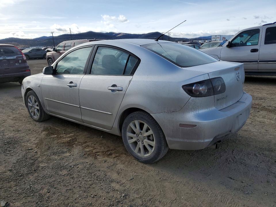 Photo 2 from auction – 2008 MAZDA 3 with VIN JM1BK32F181867967