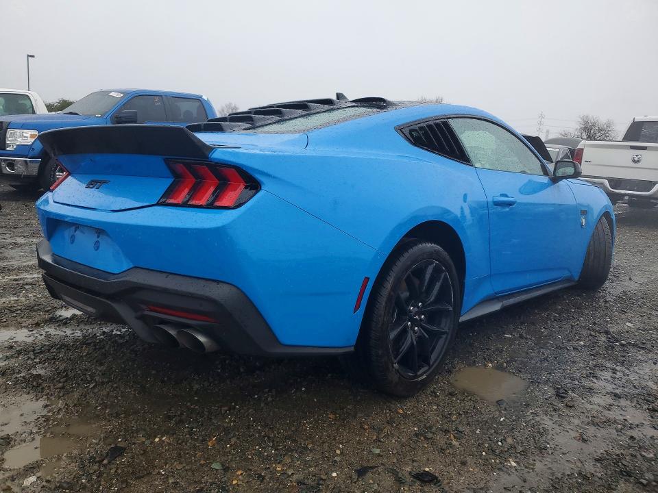 Photo 3 from auction – 2025 FORD MUSTANG with VIN 1FA6P8CF0S5412919