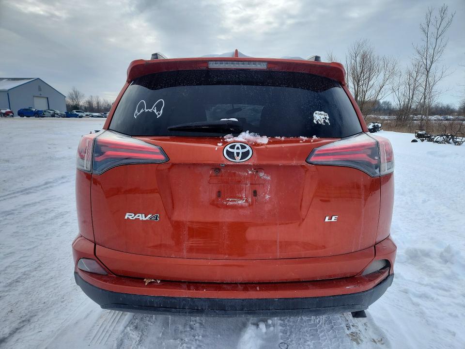 Photo 6 from auction – 2016 TOYOTA RAV4 LE with VIN JTMZFREVXGJ075484