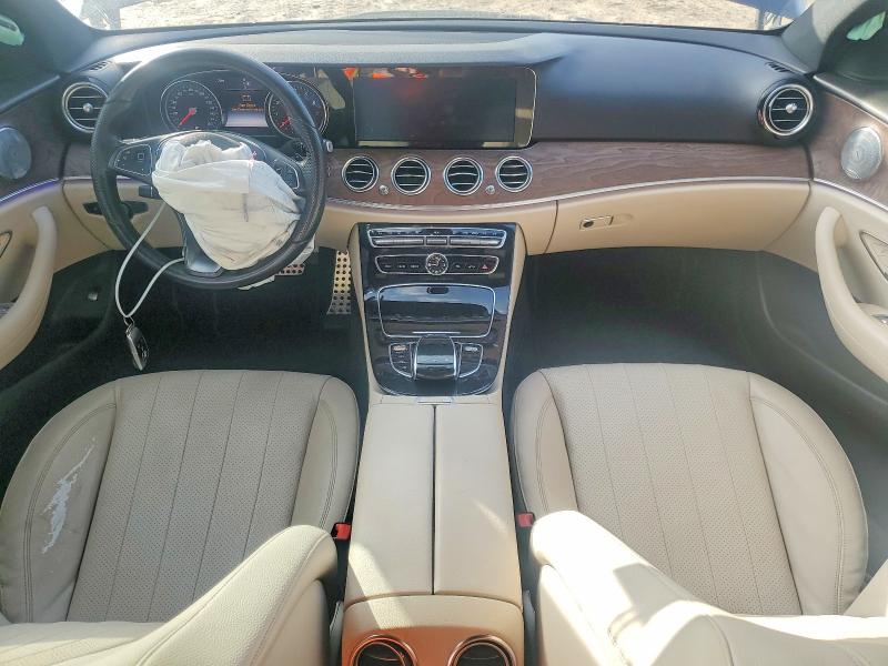 Photo 8 from auction – 2017 MERCEDES-BENZ E with VIN WDDZF4JB8HA075070