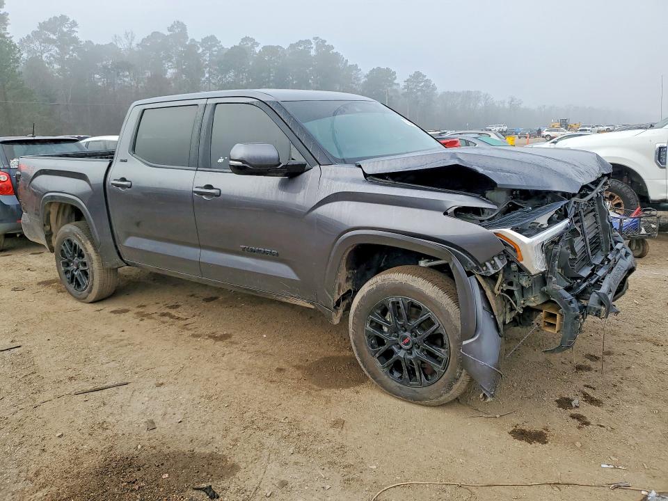 Photo 4 from auction – 2023 TOYOTA TUNDRA with VIN 5TFLA5DB1PX120619