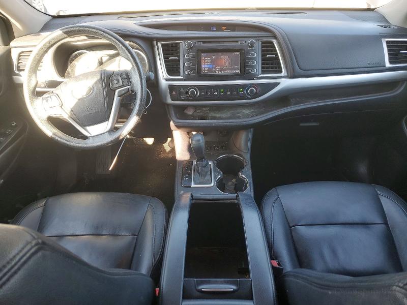 Photo 8 from auction – 2014 TOYOTA HIGHLANDER with VIN 5TDBKRFH7ES043209