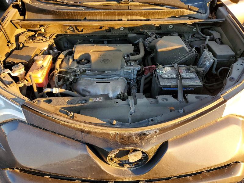 Photo 11 from auction – 2018 TOYOTA RAV4 with VIN JTMNFREV1JJ747339
