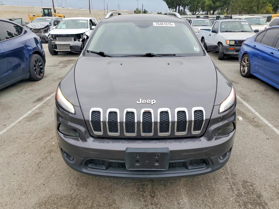 Photo 5 from auction – 2018 JEEP CHEROKEE with VIN 1C4PJLLB8JD510617