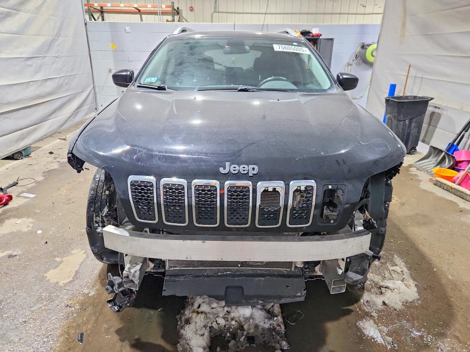 Foto 5 de la subasta – 2019 JEEP CHEROKEE L con VIN 1C4PJMCB1KD473885
