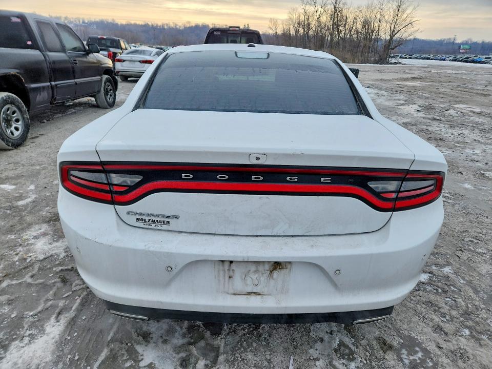 Photo 6 from auction – 2019 DODGE CHARGER with VIN 2C3CDXBG8KH636351