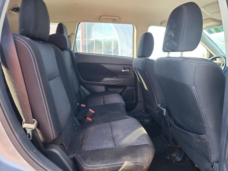 Photo 11 from auction – 2016 MITSUBISHI OUTLANDER with VIN JA4AZ3A3XGZ021586